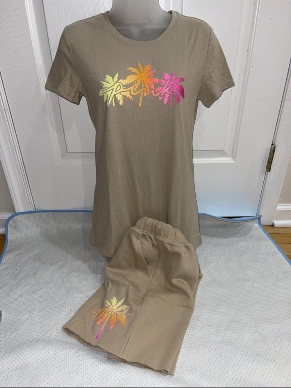 Victoria Secret Pink Miami Short Sleeve Tee Dad Short Outfit  Xs